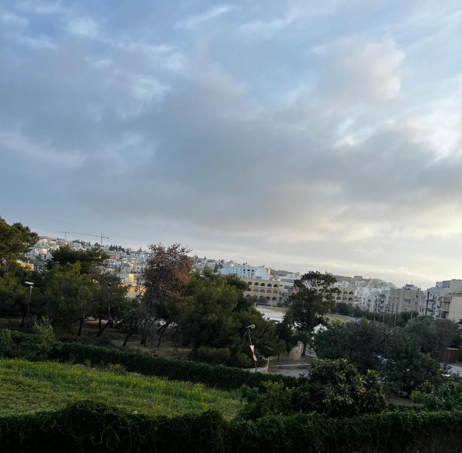 Guesthouse No. 48 Msida Exterior foto